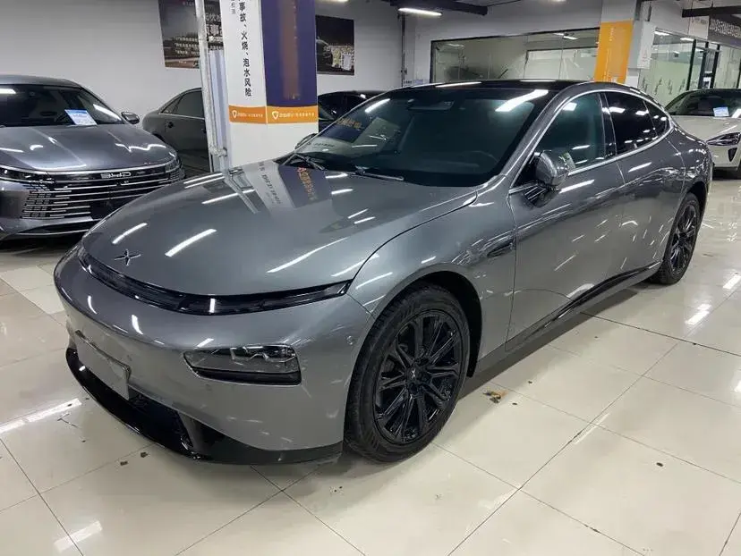 2022 Xpeng P7 BEV 77.9KWH