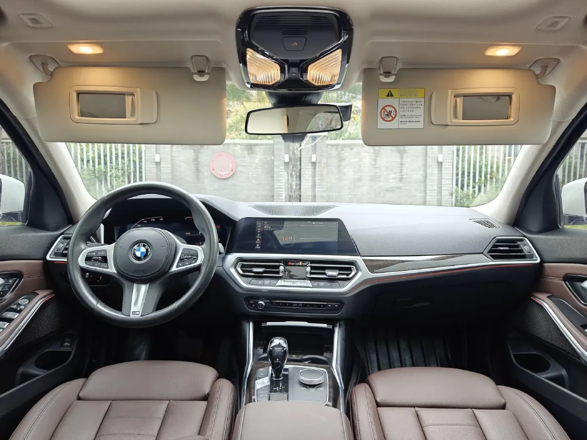 2020 BMW 3 Series 2.0T 184HP L4 8AT,autocango,china used car exporter,china ev exporter,chinese used car exporter,chinese used ev exporter