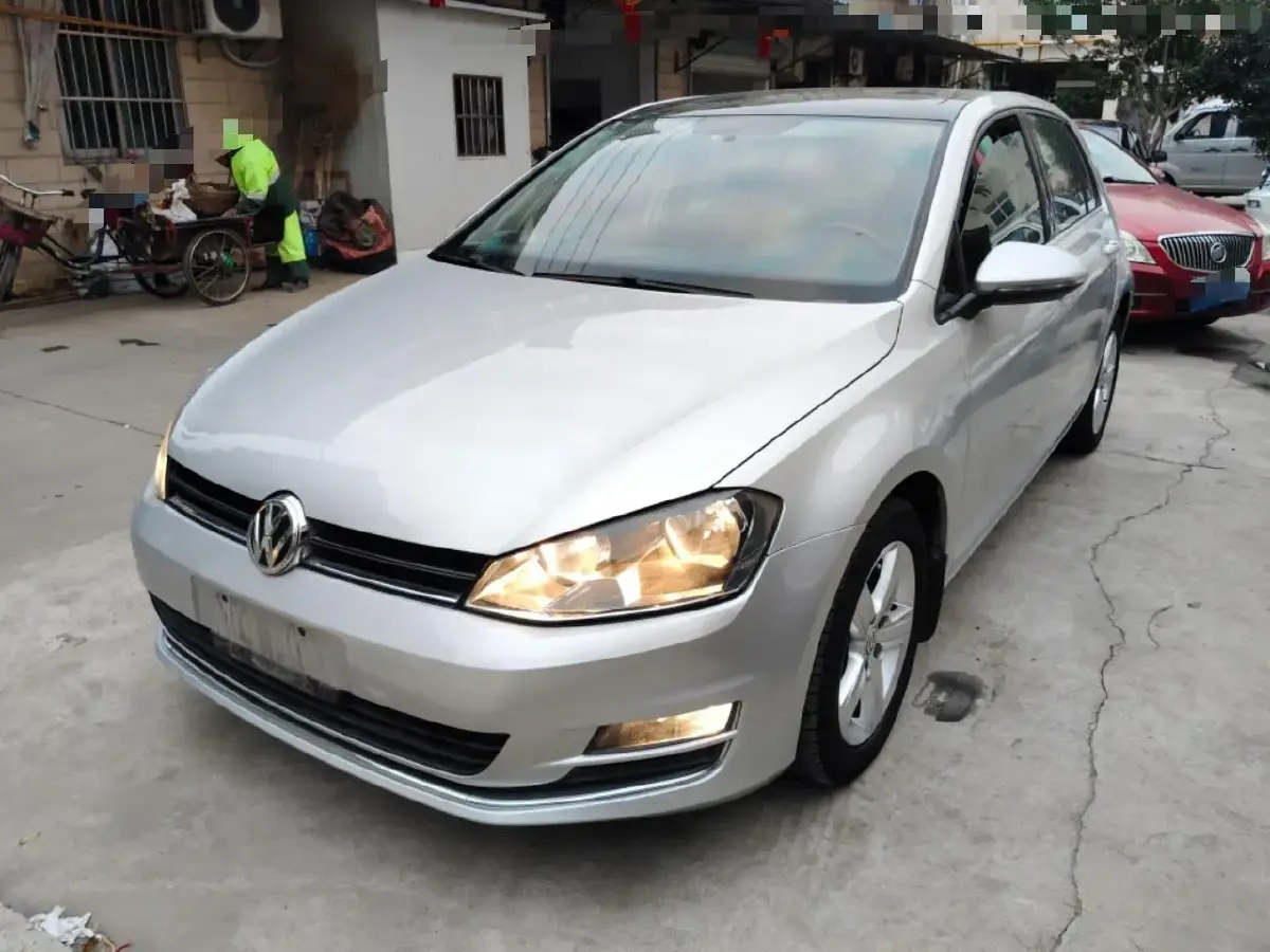 2016 Volkswagen Golf 1.6L 110HP L4 6AT