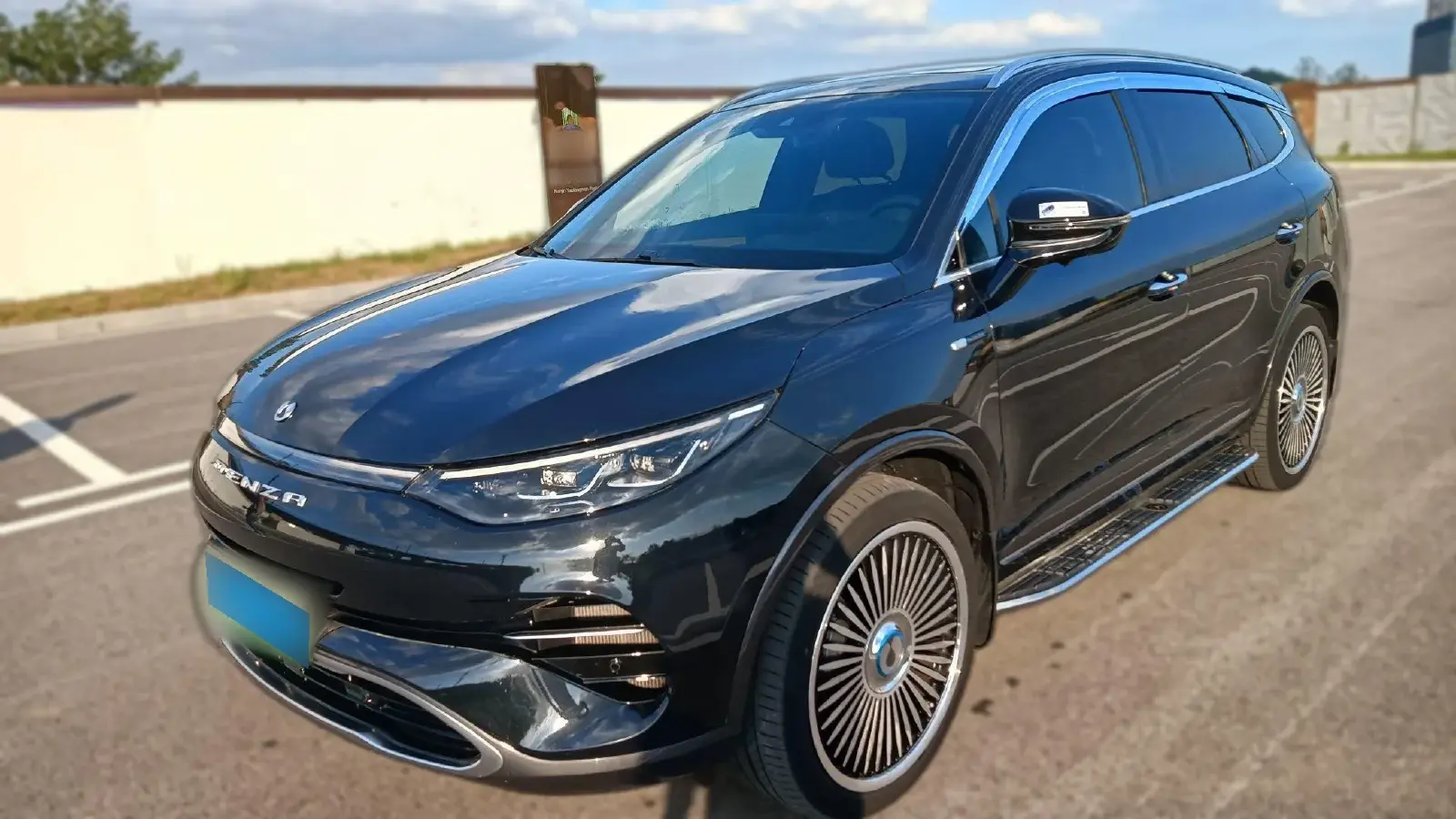 2020 Denza X 2.0T 192HP L4 6DCT PHEV 24KWH