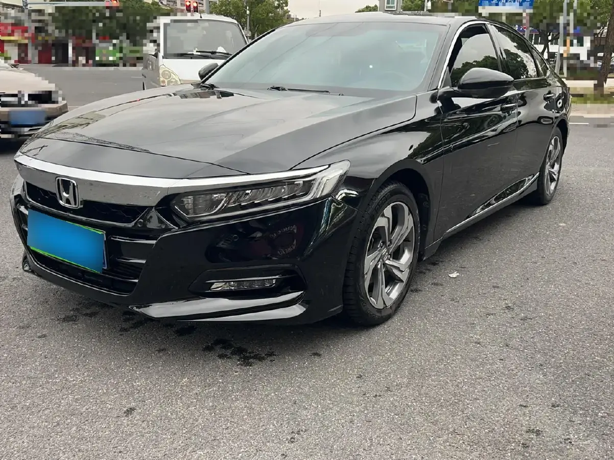 2018 Honda Accord 1.5T 194HP L4 CVT