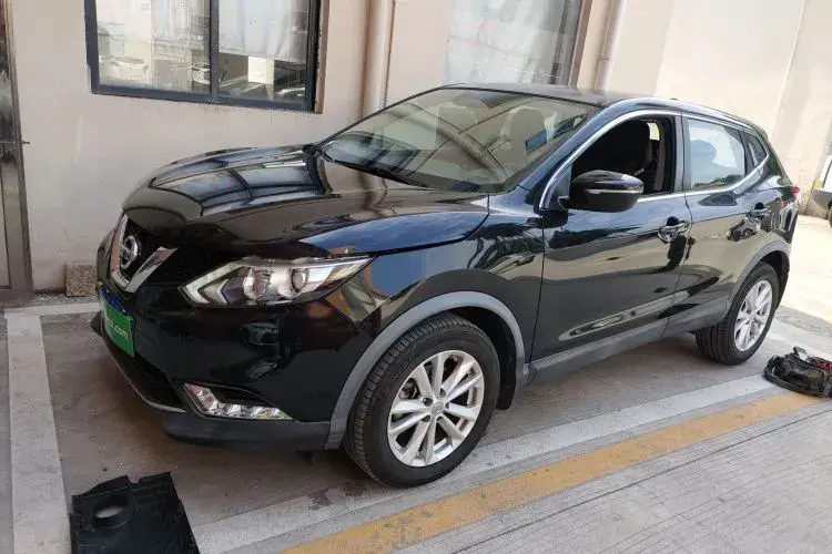 2016 Nissan Qashqai 2.0L 150HP L4 CVT
