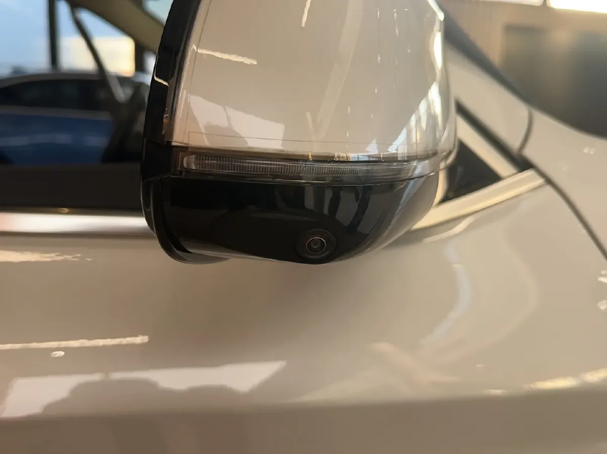 2022 BMW iX3 BEV 80KWH,autocango,china used car exporter,china ev exporter,chinese used car exporter,chinese used ev exporter