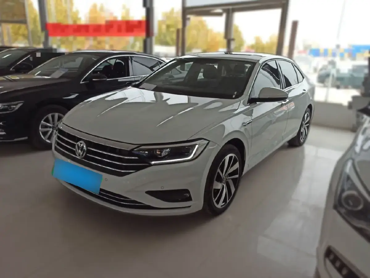 2021 Volkswagen Sagitar 1.4T 150HP L4 7DCT