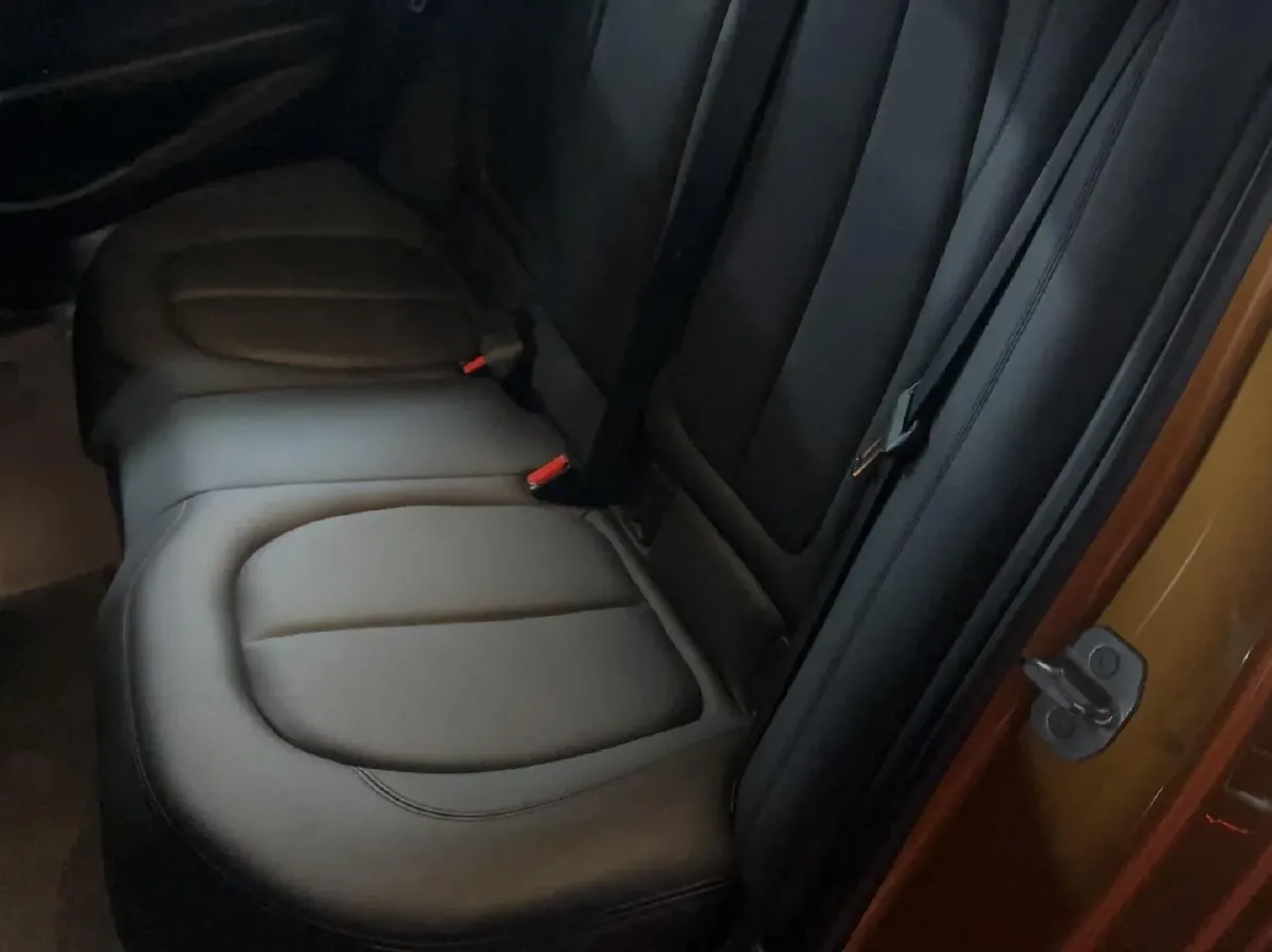 2017 BMW 1 Series 1.5T 136HP L3 6AT,autocango,china used car exporter,china ev exporter,chinese used car exporter,chinese used ev exporter