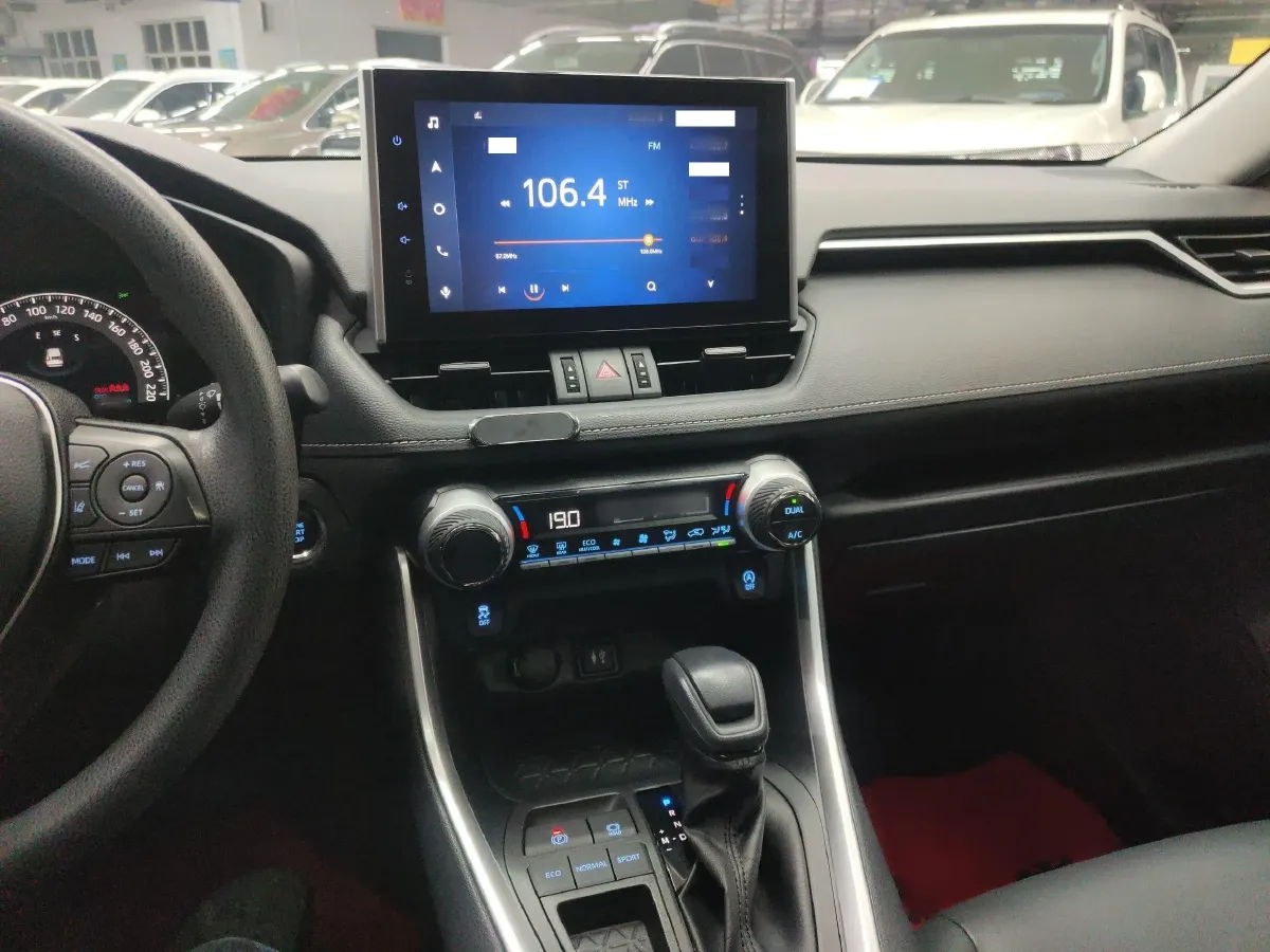 2022 Toyota RAV4 2.0L 171HP L4 CVT,autocango,china used car exporter,china ev exporter,chinese used car exporter,chinese used ev exporter