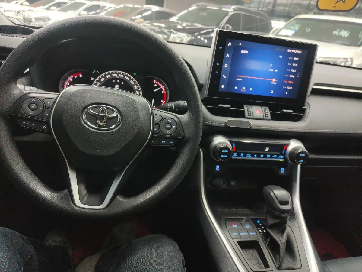 2022 Toyota RAV4 2.0L 171HP L4 CVT,autocango,china used car exporter,china ev exporter,chinese used car exporter,chinese used ev exporter