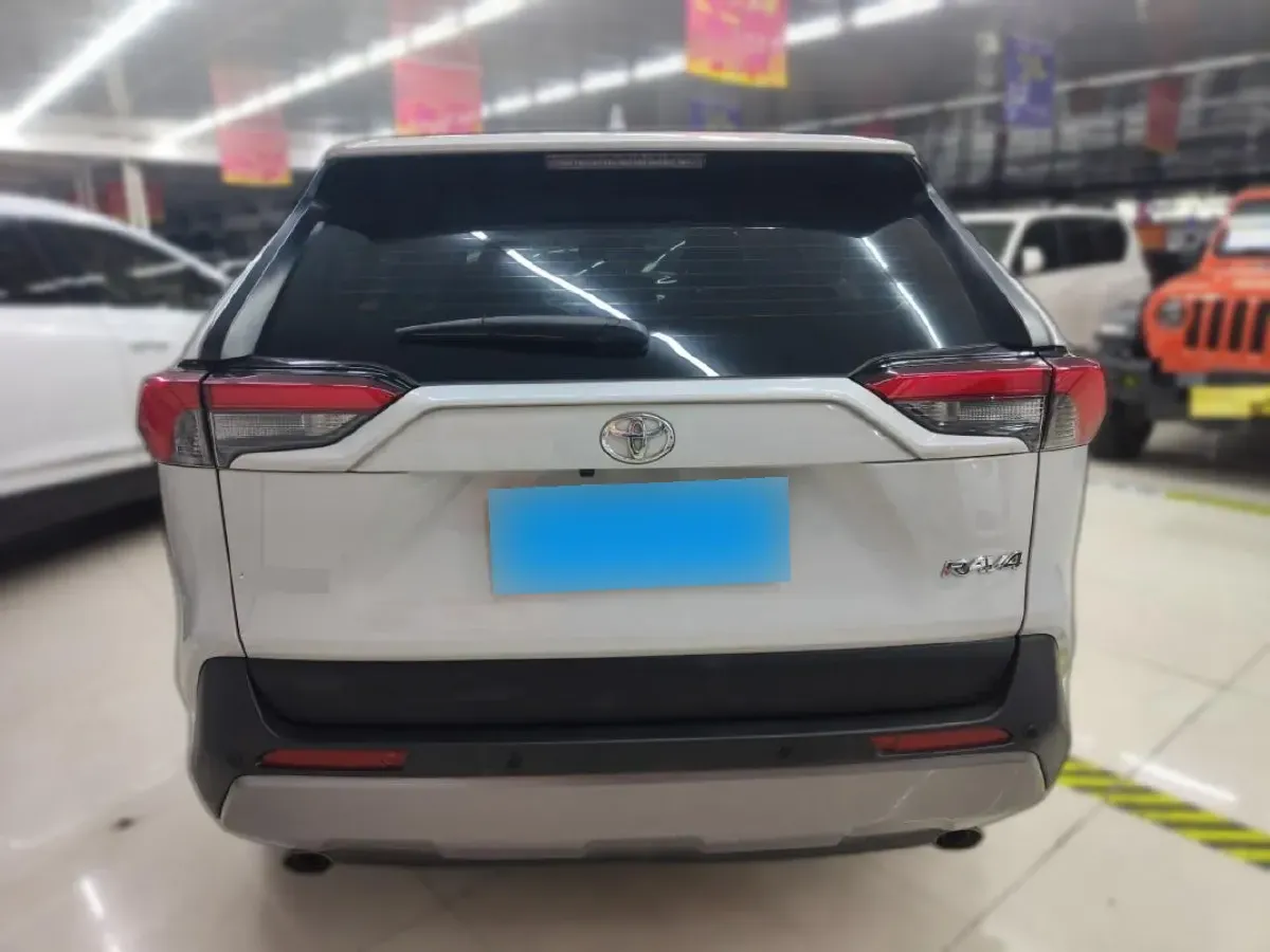 2022 Toyota RAV4 2.0L 171HP L4 CVT,autocango,china used car exporter,china ev exporter,chinese used car exporter,chinese used ev exporter