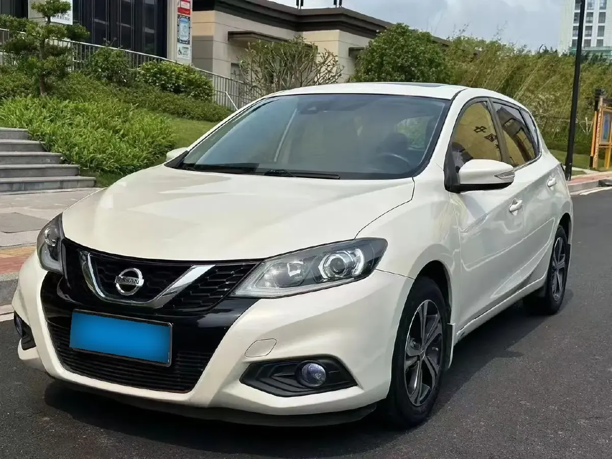 2016 Nissan Tiida 1.6L 126HP L4 CVT