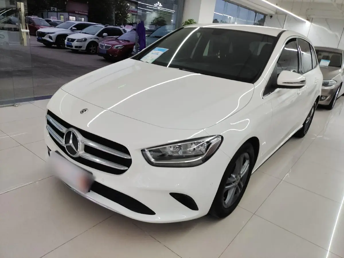 2020 Mercedes-Benz B Class 1.3T 136HP L4 7DCT