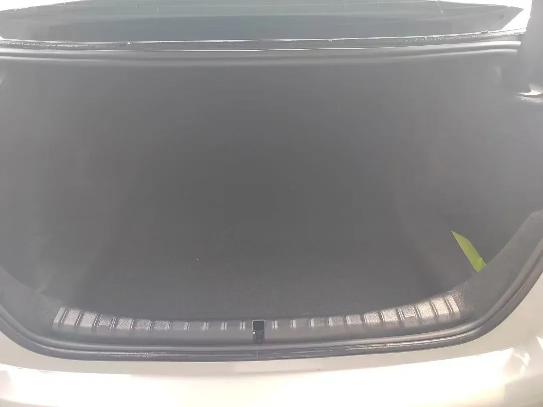 2022 BMW 5 Series 2.0T 184HP L4 8AT,autocango,china used car exporter,china ev exporter,chinese used car exporter,chinese used ev exporter