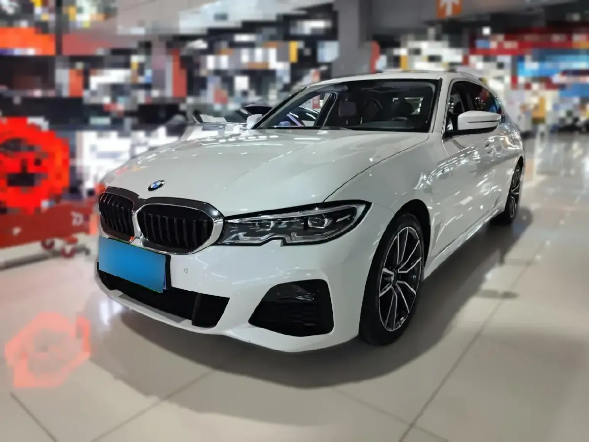 2022 BMW 3 Series 2.0T 156HP L4 8AT