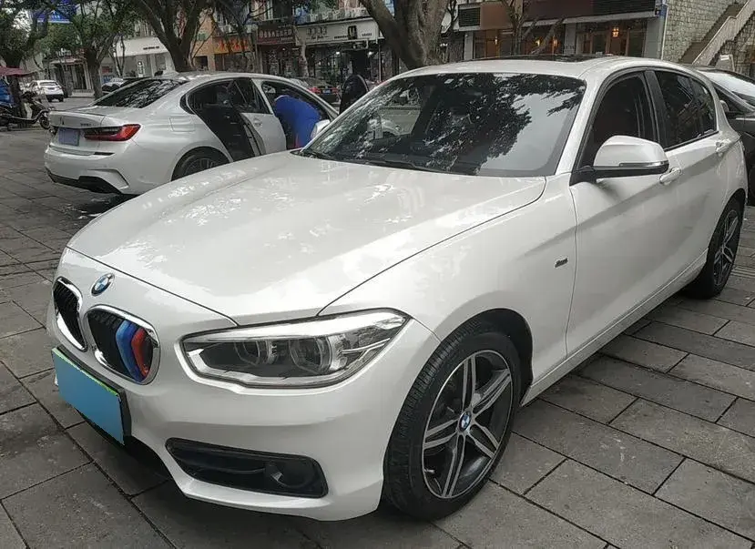 2016 BMW 1 Series 2.0T 184HP L4 8AT