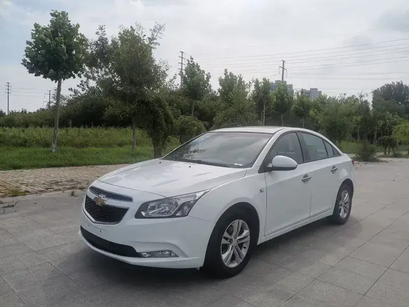 2015 Chevrolet Cruze 1.5L 113HP L4 6AT
