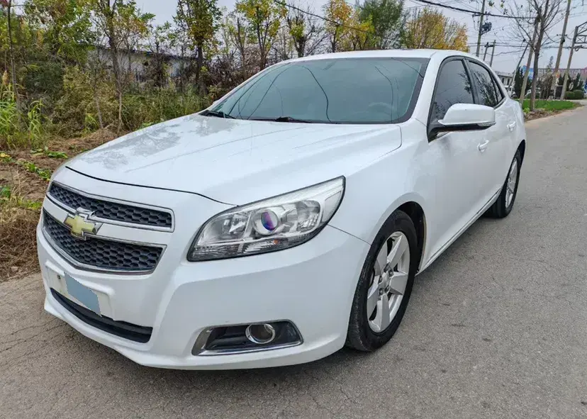 2014 Chevrolet Malibu 2.0L 154HP L4 6AT