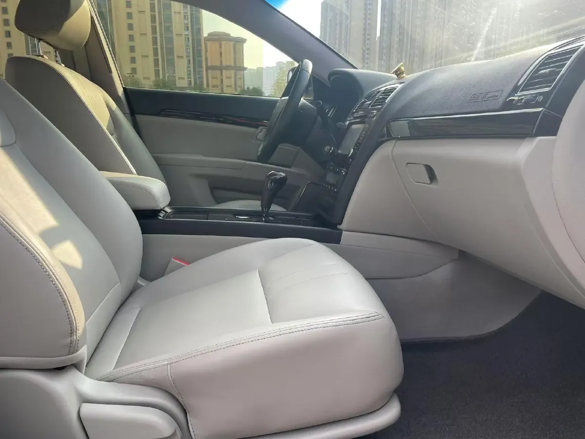 2015 Geely EC8 2.0L 141HP L4 6AT,autocango,china used car exporter,china ev exporter,chinese used car exporter,chinese used ev exporter