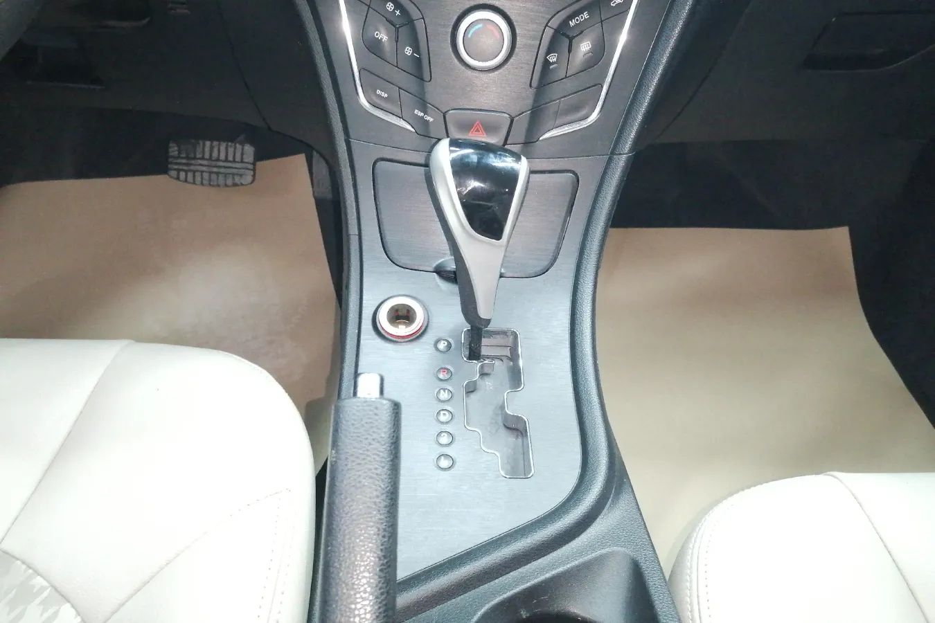 2014 GAC Trumpchi GA3S 1.6L 122HP L4 4AT,autocango,china used car exporter,china ev exporter,chinese used car exporter,chinese used ev exporter