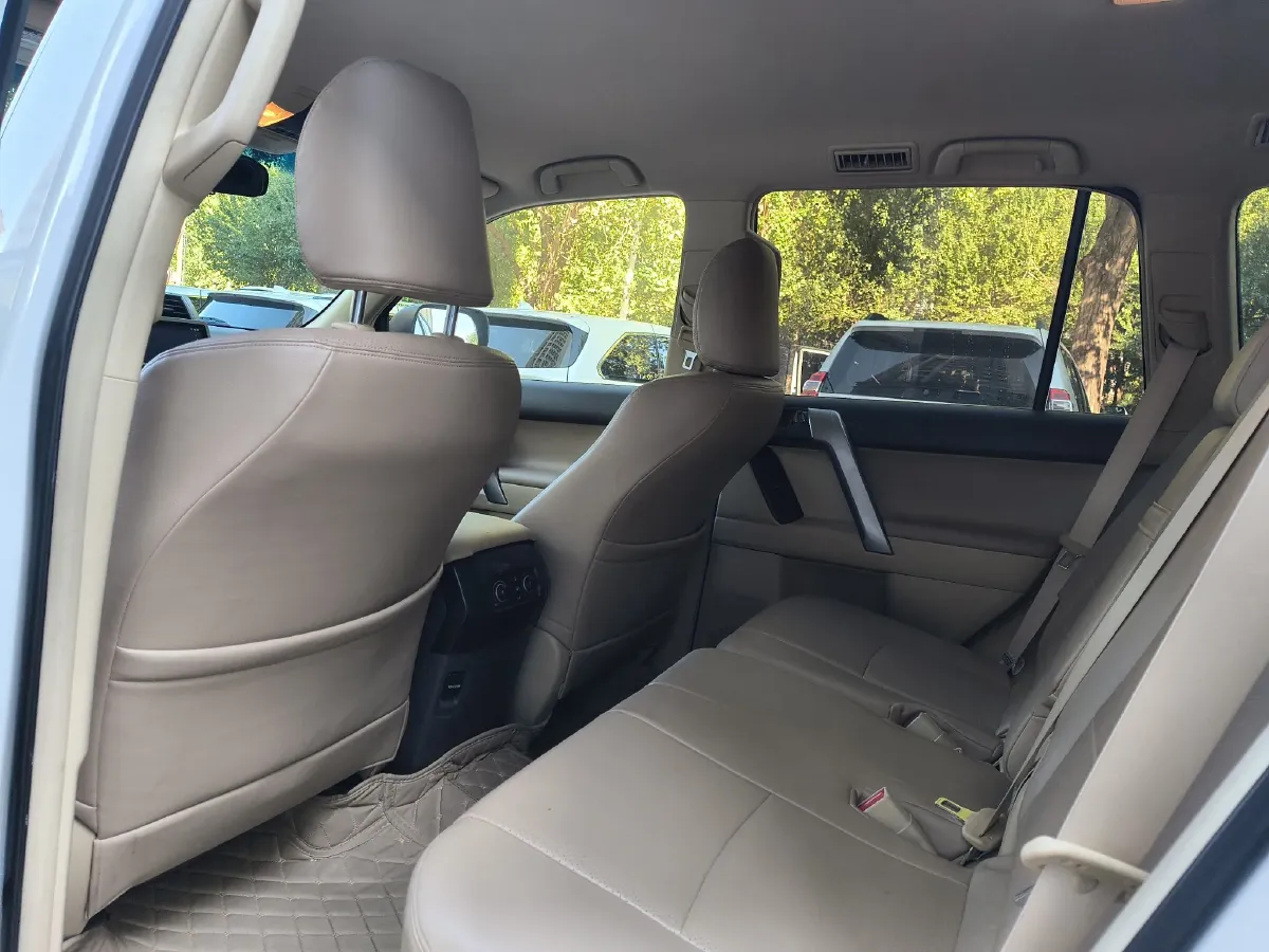 2004 Toyota Land Cruiser Prado 4.0L 243HP V6 5AT,autocango,china used car exporter,china ev exporter,chinese used car exporter,chinese used ev exporter