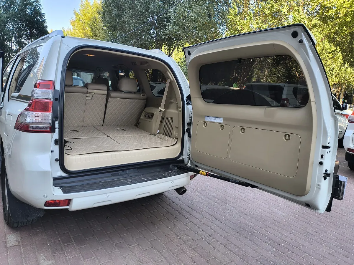 2004 Toyota Land Cruiser Prado 4.0L 243HP V6 5AT,autocango,china used car exporter,china ev exporter,chinese used car exporter,chinese used ev exporter
