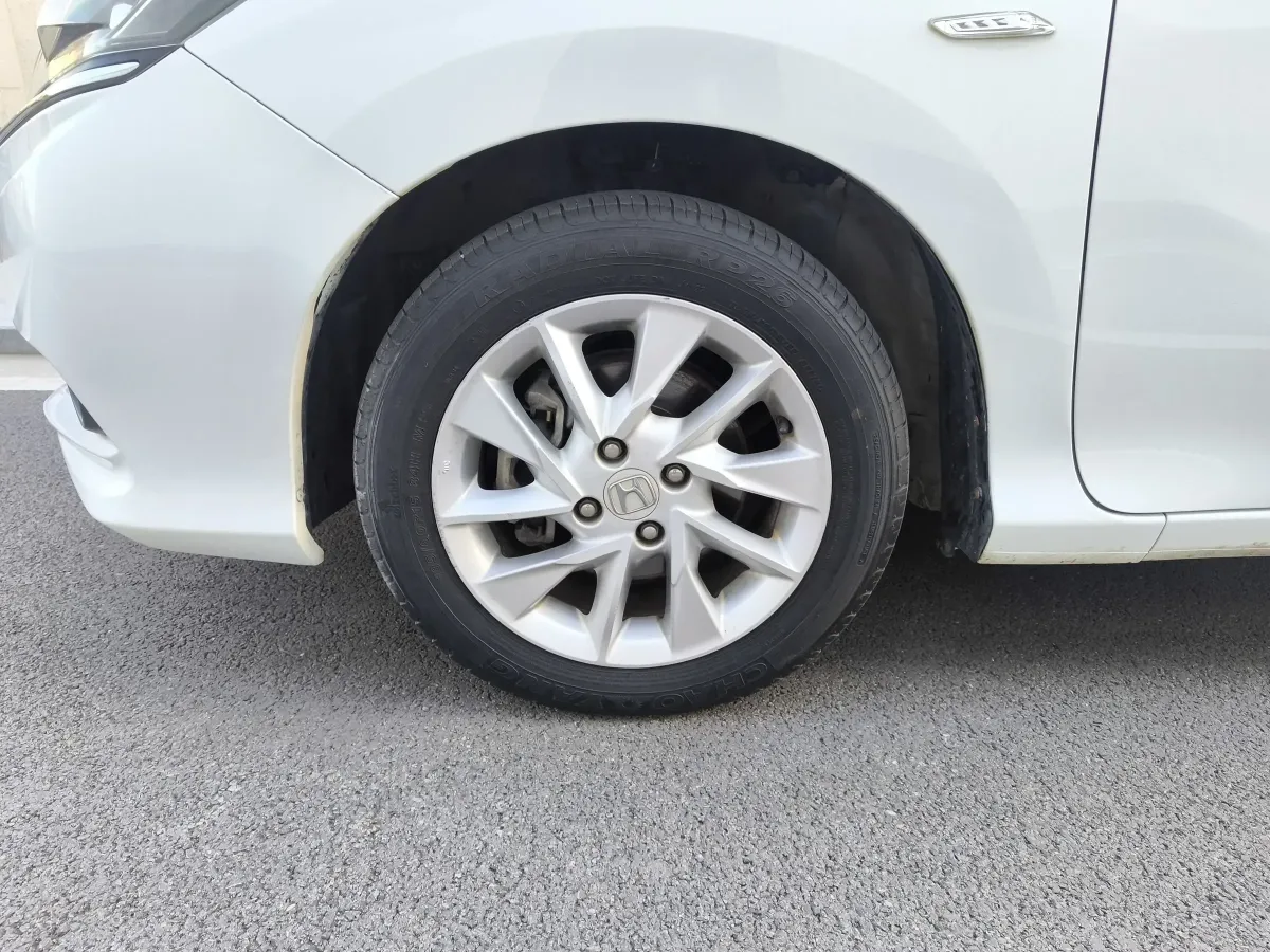 2017 Honda Gienia 1.5L 131HP L4 CVT,autocango,china used car exporter,china ev exporter,chinese used car exporter,chinese used ev exporter