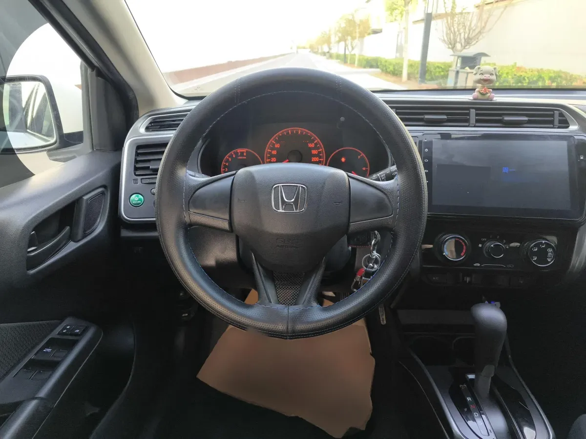 2017 Honda Gienia 1.5L 131HP L4 CVT,autocango,china used car exporter,china ev exporter,chinese used car exporter,chinese used ev exporter