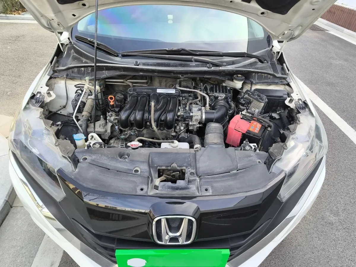 2017 Honda Gienia 1.5L 131HP L4 CVT,autocango,china used car exporter,china ev exporter,chinese used car exporter,chinese used ev exporter