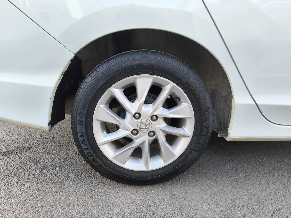 2017 Honda Gienia 1.5L 131HP L4 CVT,autocango,china used car exporter,china ev exporter,chinese used car exporter,chinese used ev exporter