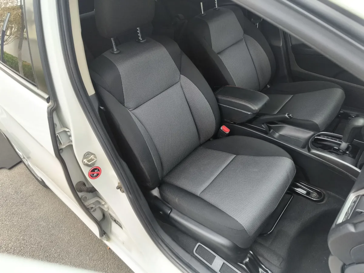 2017 Honda Gienia 1.5L 131HP L4 CVT,autocango,china used car exporter,china ev exporter,chinese used car exporter,chinese used ev exporter