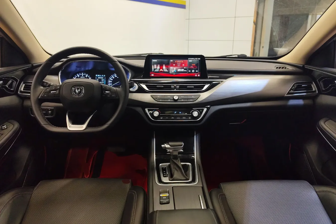 2021 ChangAn Raeton CC 1.5T 180HP L4 7DCT,autocango,china used car exporter,china ev exporter,chinese used car exporter,chinese used ev exporter