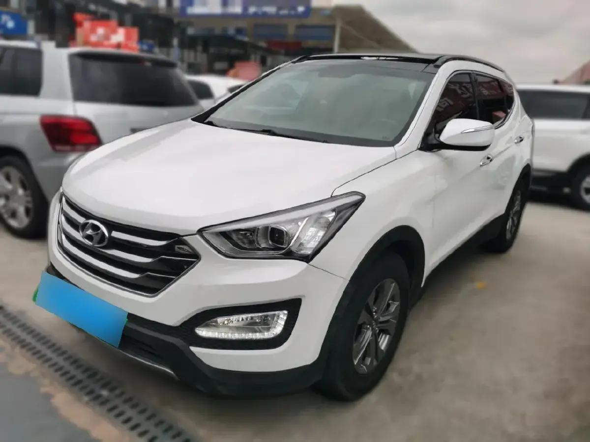 2015 Hyundai Santafe 2.0T 245HP L4 6AT