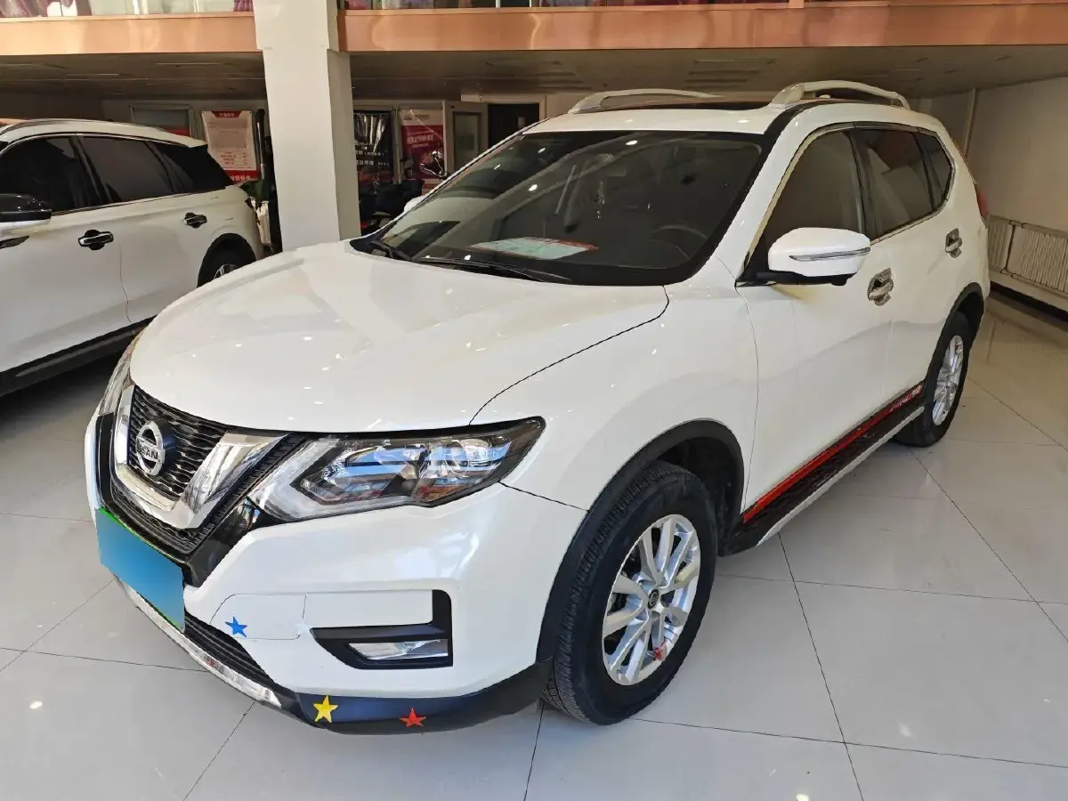 2021 Nissan X-Trail 2.0L 151HP L4 CVT