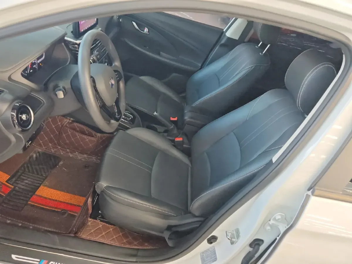 2019 ChangAn Alsvin 1.5L 107HP L4 5DCT,autocango,china used car exporter,china ev exporter,chinese used car exporter,chinese used ev exporter