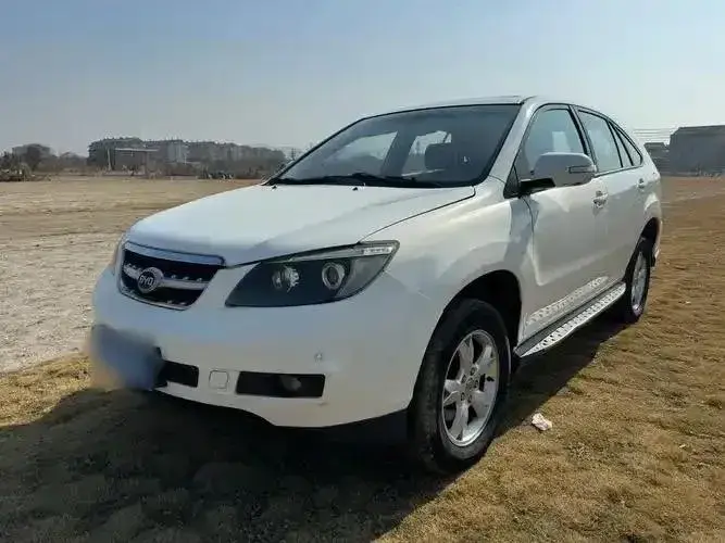 2014 BYD S6 2.0L 140HP L4 5MT