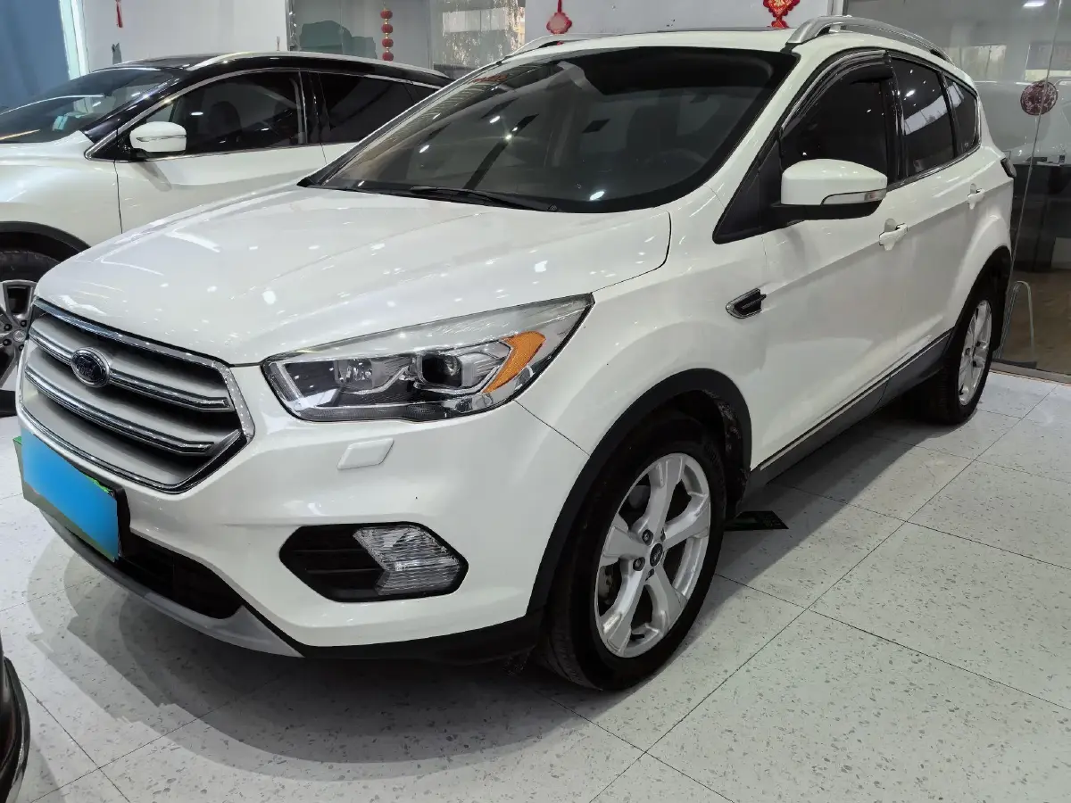 2018 Ford Kuga 1.5T 181HP L4 6AT
