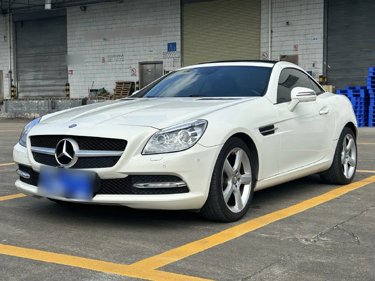 2011 Mercedes-Benz SLK Class 1.8T 184HP L4 7AT