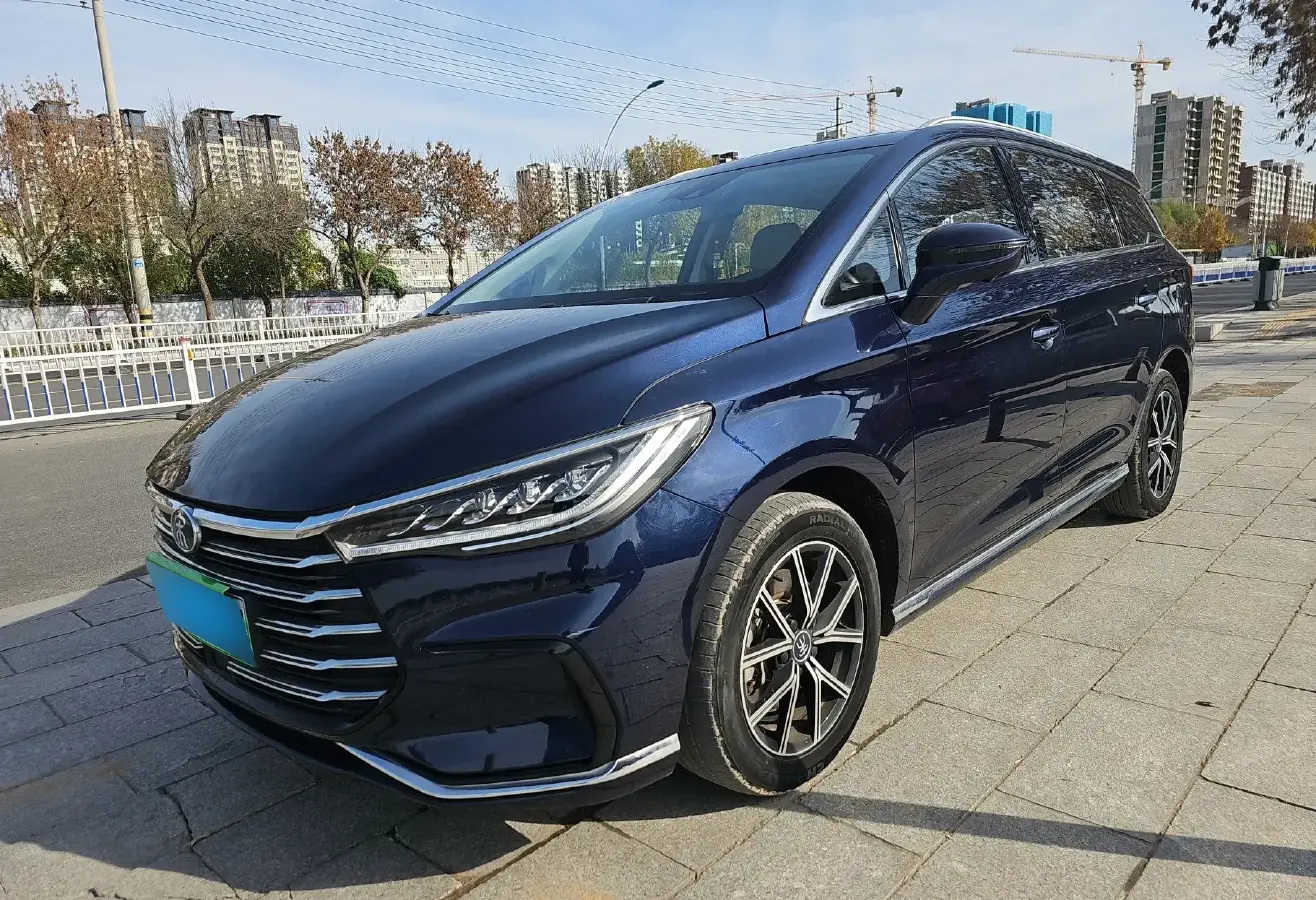 2022 BYD Song MAX 1.5L 110HP L4 E-CVT PHEV 18.3KWH