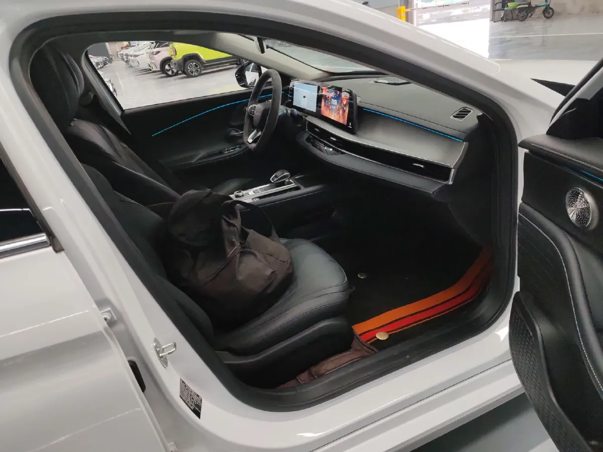 2024 Chery FulwinA8 1.5T 156HP L4 1DHT PHEV 18.3KWH,autocango,china used car exporter,china ev exporter,chinese used car exporter,chinese used ev exporter