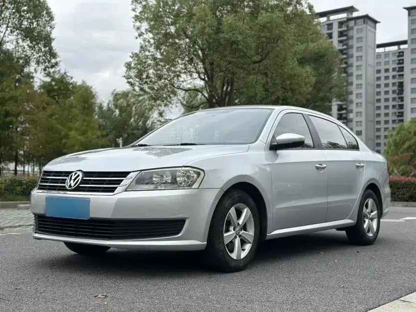 2013 Volkswagen Lavida 1.6L 110HP L4 6AT