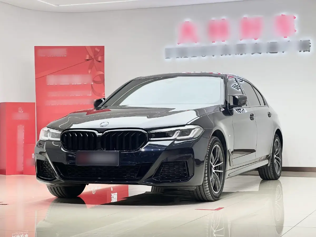 2022 BMW 5 Series 2.0T 184HP L4 8AT