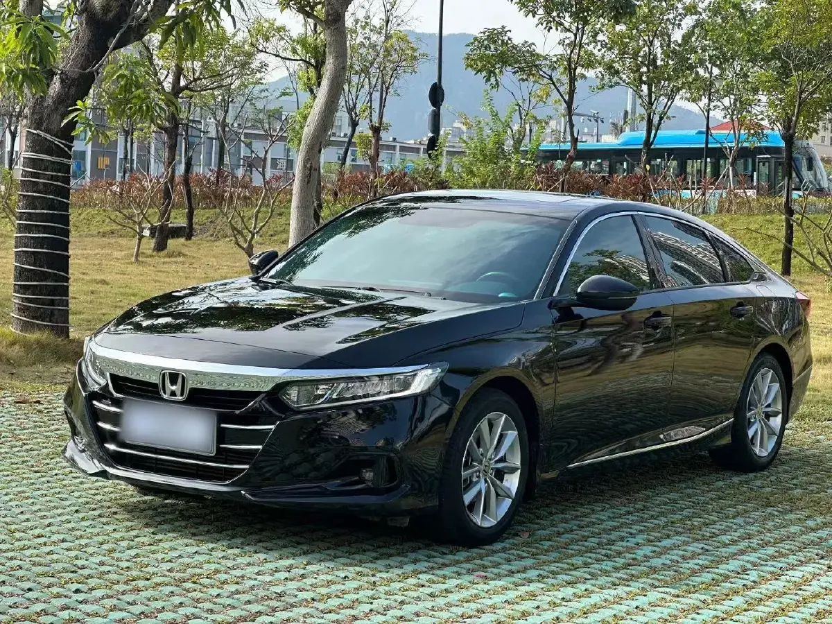2022 Honda Accord 1.5T 194HP L4 CVT