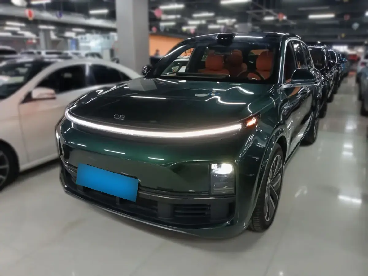 2023 Li L8 Range Extended 154HP REEV 40.9KWH