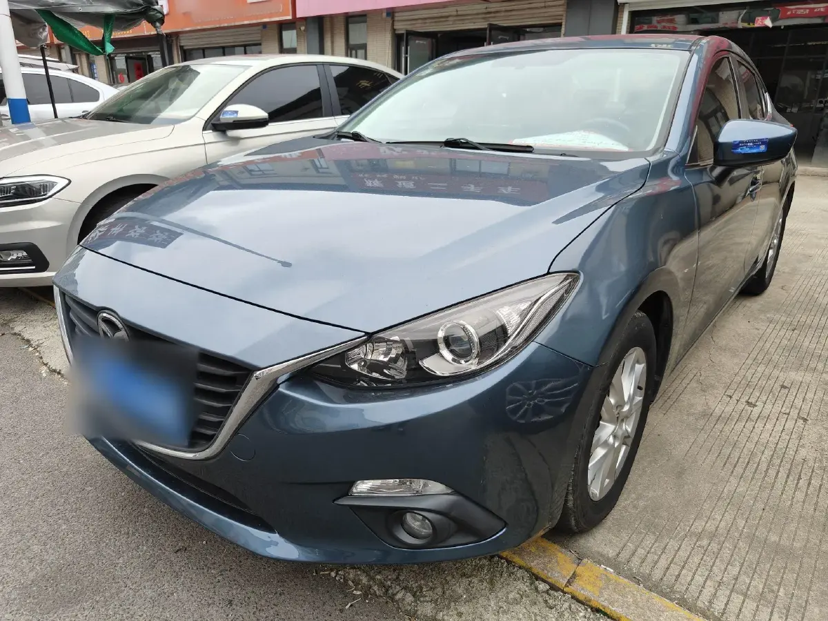 2016 Mazda 3 Axela 1.5L 117HP L4 6AT