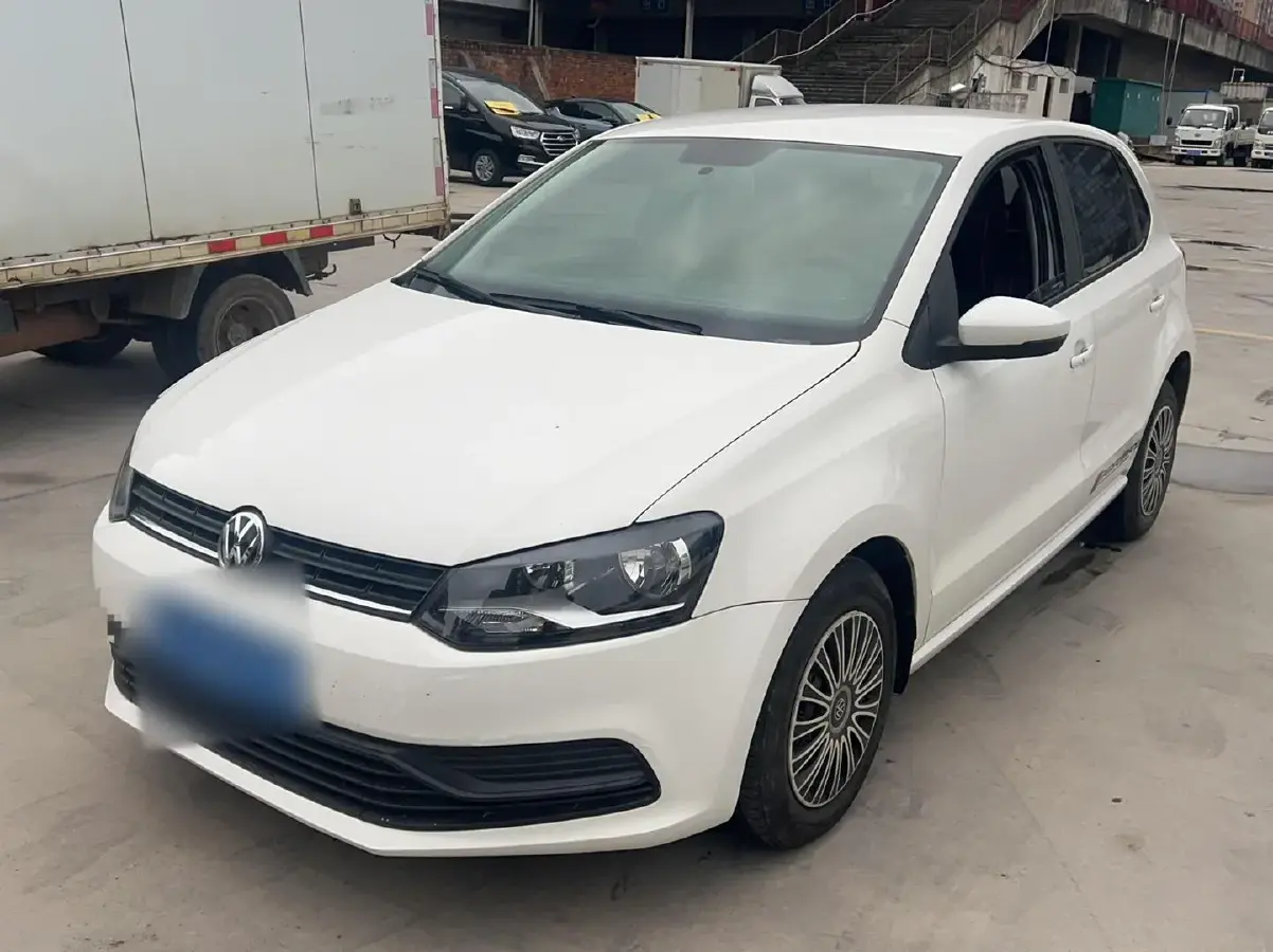 2016 Volkswagen Polo 1.4L 90HP L4 5MT