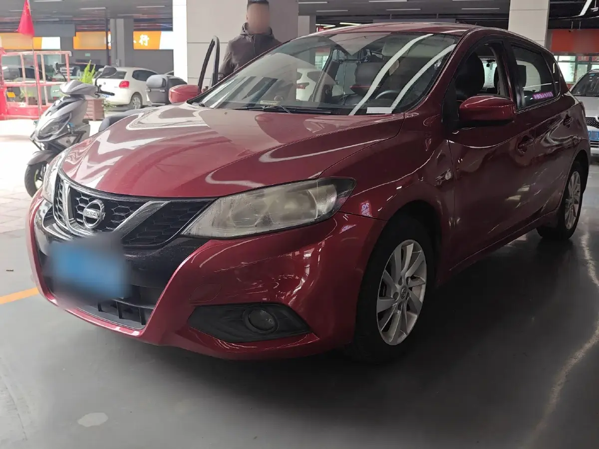 2016 Nissan Tiida 1.6L 126HP L4 CVT