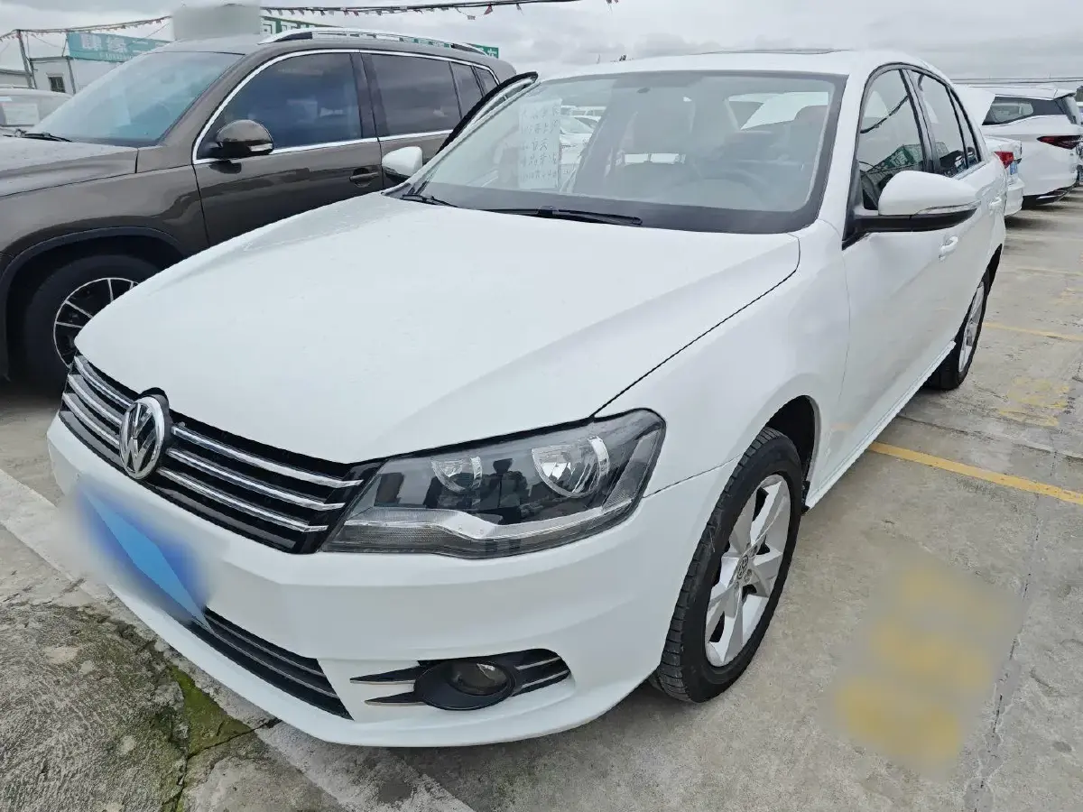 2014 Volkswagen Bora 1.6L 105HP L4 6AT