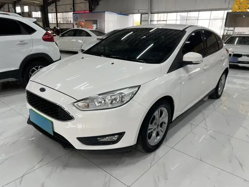 2017 Ford Focus 1.6L 125HP L4 6DCT