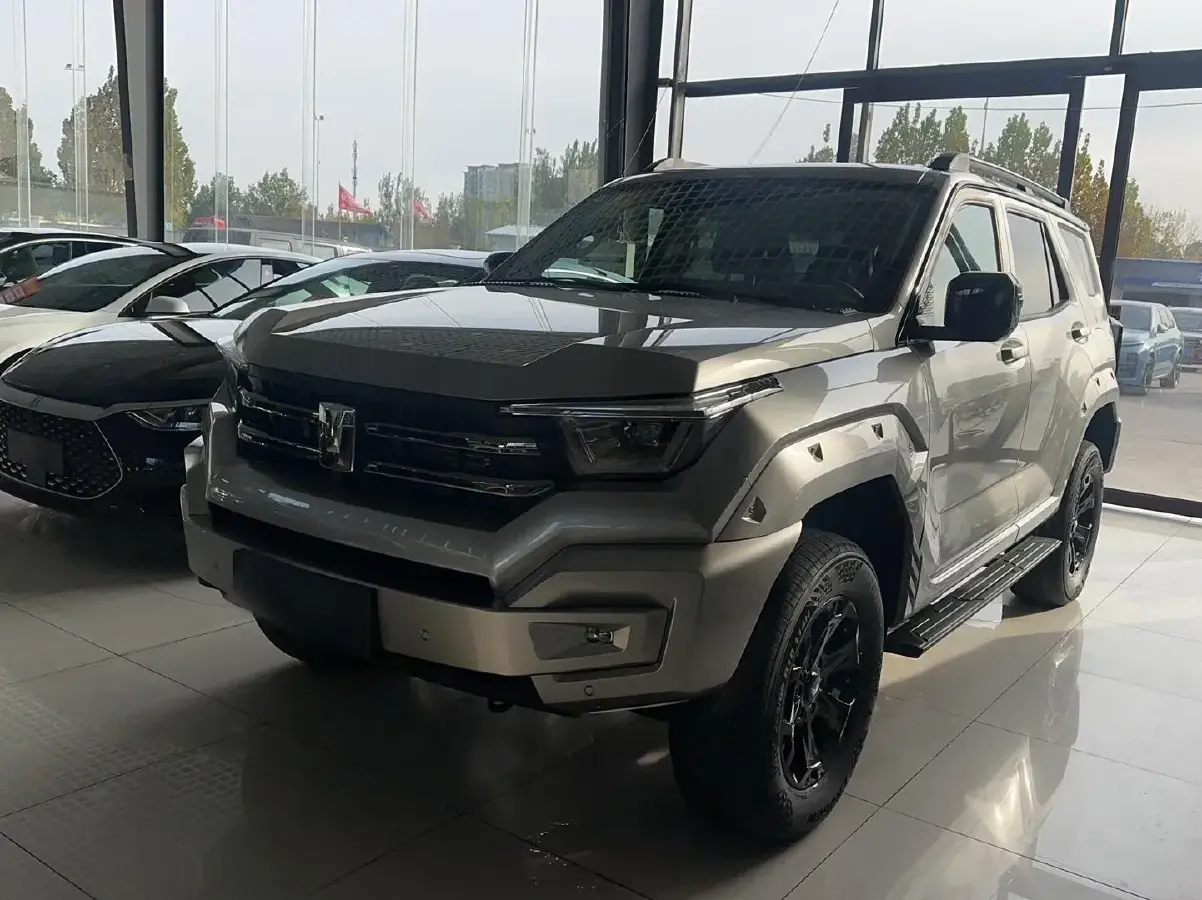 2024 Tank 400 2.0T 252HP L4 9AT PHEV 36.7/37.1KWH