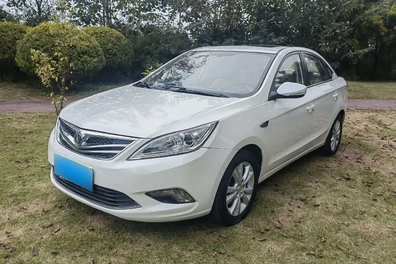 2012 ChangAn Eado 1.6L 125HP L4 4AT
