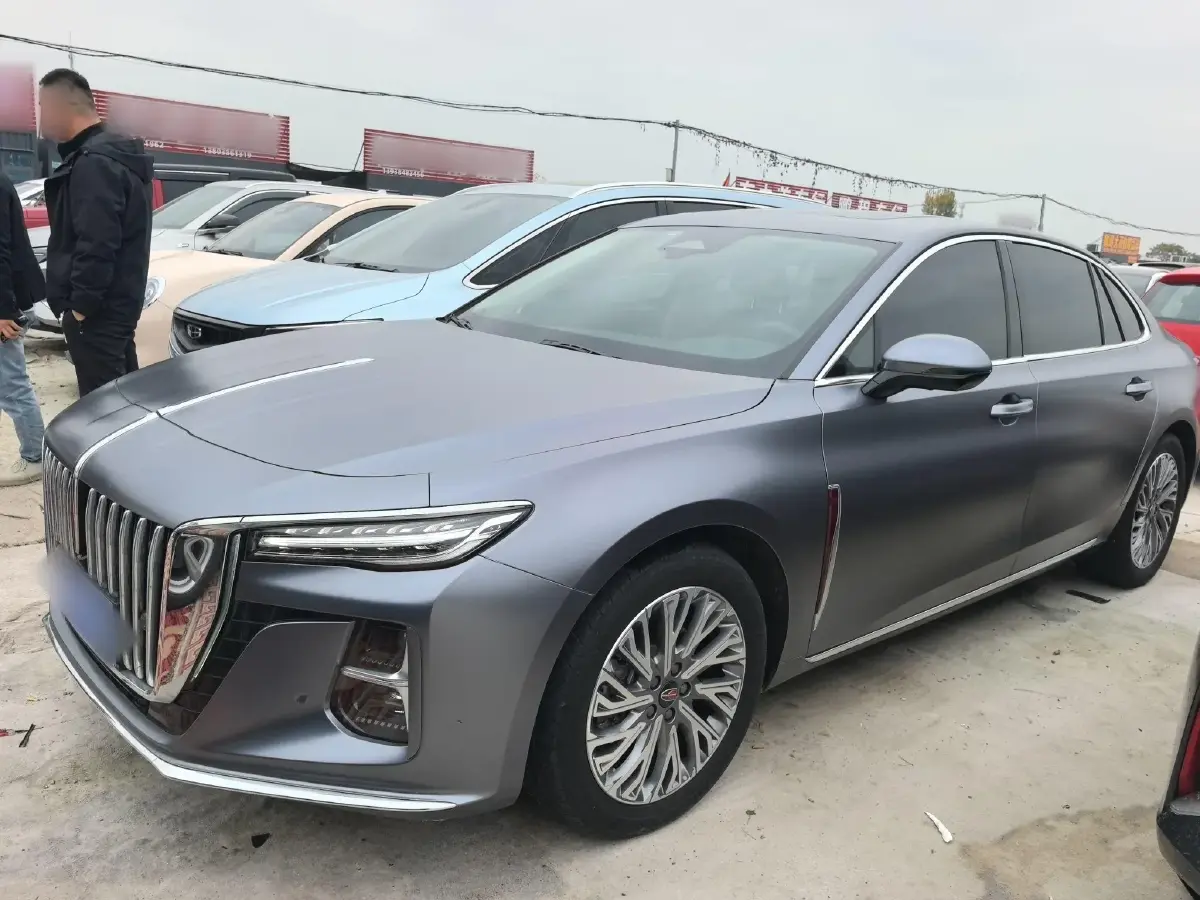 2023 HongQi H5 2.0T 224HP L4 8AT