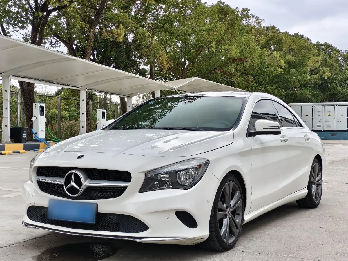 2018 Mercedes-Benz CLA Class 1.6T 156HP L4 7DCT